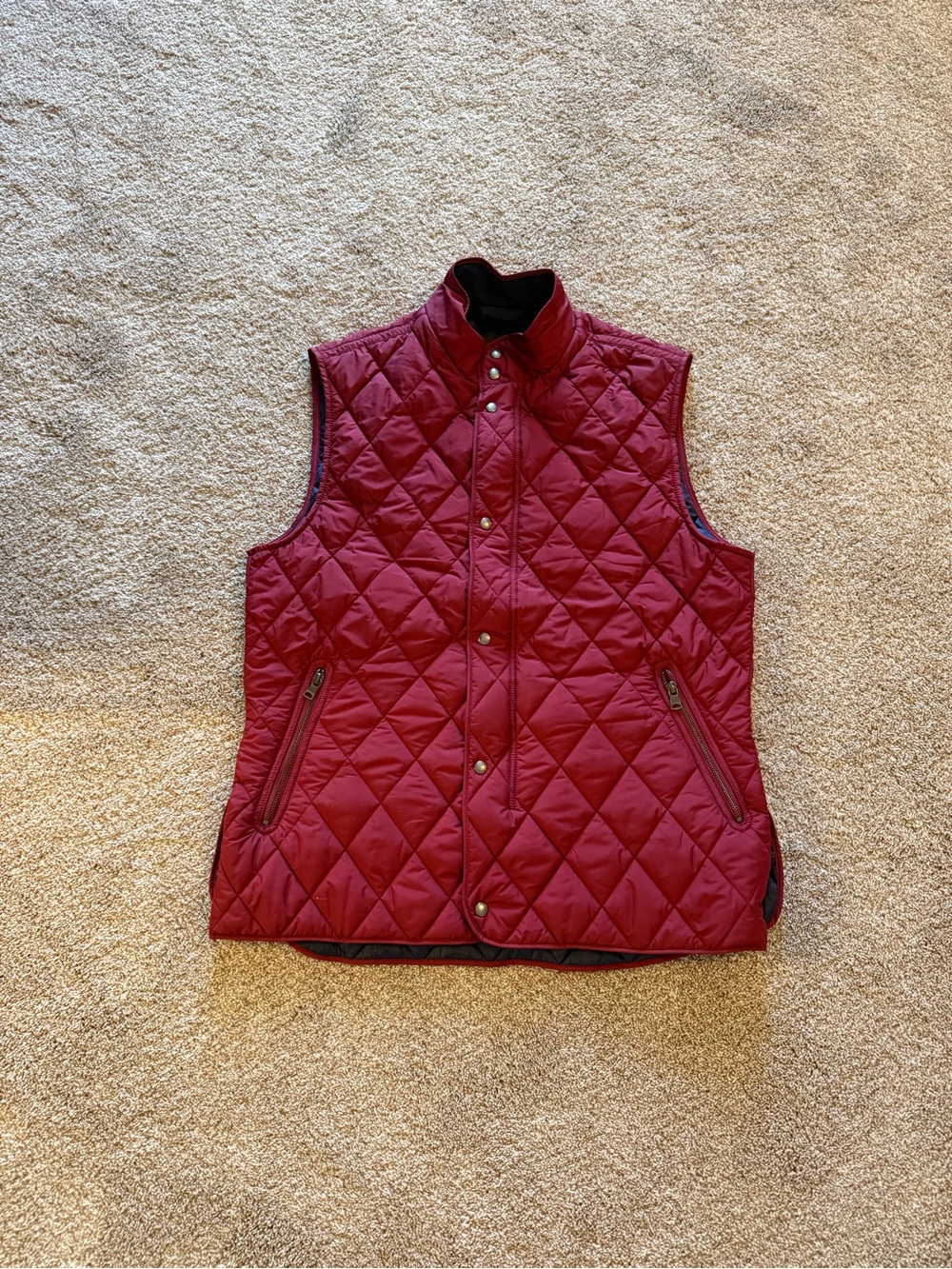 Banana Republic Quilted Vest in Burgundy